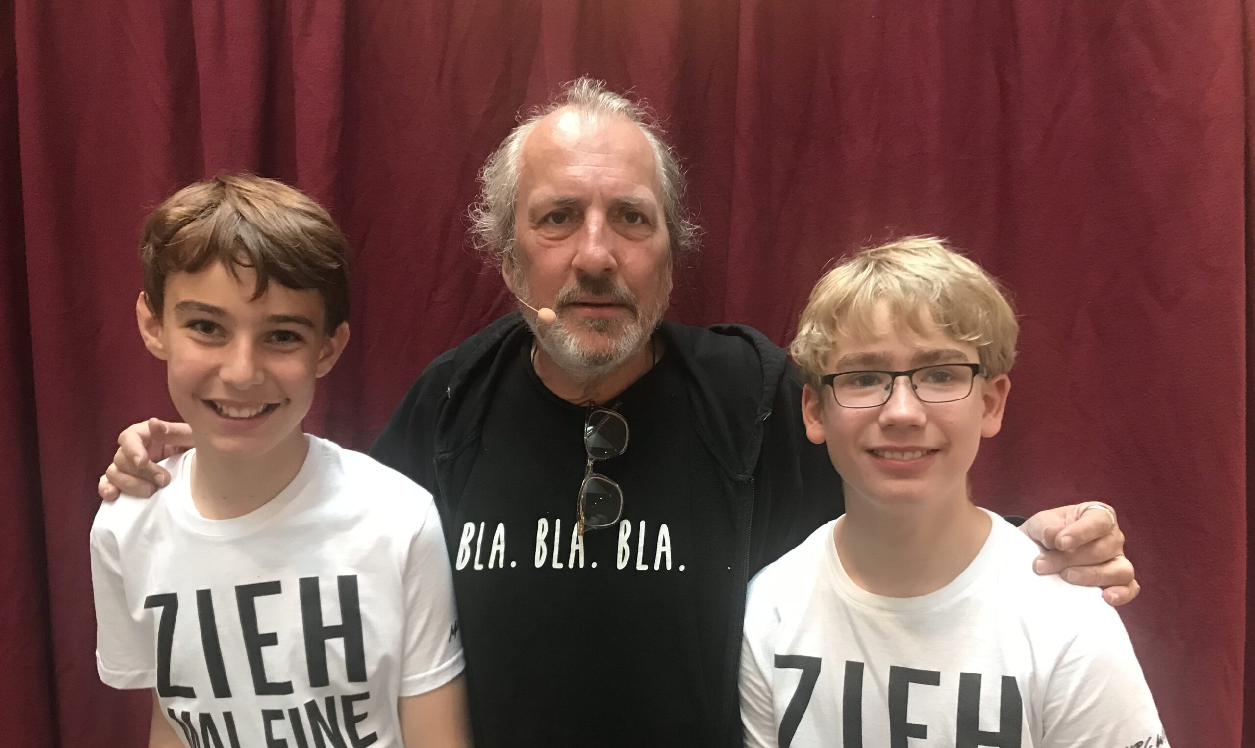 Schüler der AZB zu Gast bei Alexander De Cova in MG